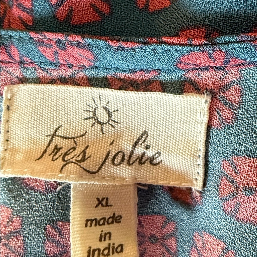 Floral Blue and Pink Women's Top size XL - Picture 9 of 12